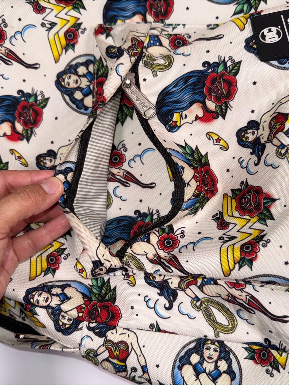 Loungefly DC Wonder Woman Tattoo Print Backpack Cream Red Black - Picture 6 of 11